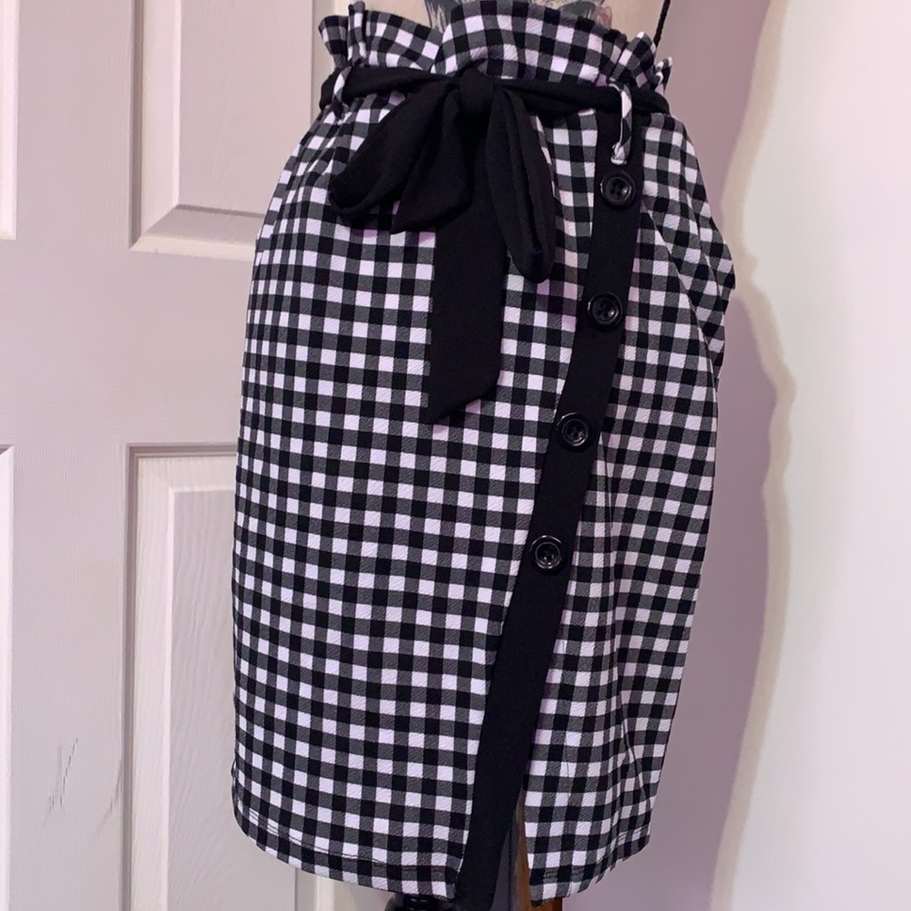 ❌DONATED❌Black White Gingham Paper Bag High Waist Tie Belt Skirt - Picture 4 of 12